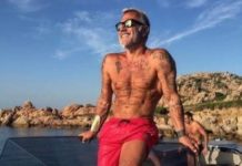 У «танцующего миллионера» арестовали имущество за долги