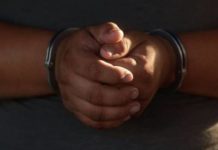 В Херсонской области отчим до полусмерти избил 2-х летнюю дочь