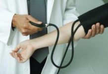 Скромность — не порок. Ученые выяснили, почему мужчины умирают во время секса