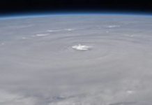 Еще два урагана образовались в Карибском регионе