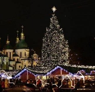 КГГА выделит 150 тыс грн в новогодние мероприятия в центре столицы