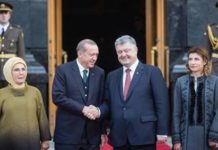 Порошенко надеется, что Турция войдет в группу по возвращению Крыма