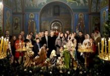 «Мы храним наши обычаи. Они делают нас особенными» Порошенко вдруг поздравил украинцев с Рождеством